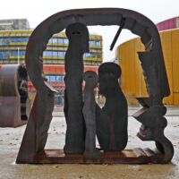 ZDF Lerchenberg Mainz, Germany<br>
"Platz der Köpfe" von Horst Antes Platz der Köpfe (Mainz, Germany)