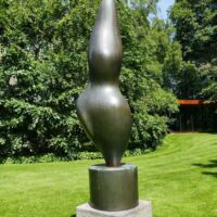 Louisiana Museum of Modern Art Humlebaek, Denmark<br>
"Vénus de Meudon" von Jean Arp Vénus de Meudon (Humlebaek, Denmark)
