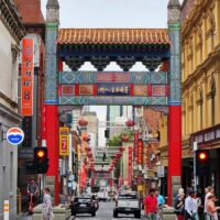 Chinatown Melbourne, Victoria<br>
Am Nachmittag und am Abend tobt hier der Bär Chinatown Melbourne, Victoria