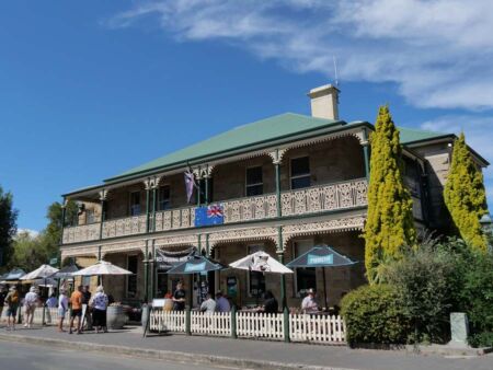 Richmond Arms Hotel in Richmond, Tasmania<br>
Die britische Historie ist allgegenwärtig Richmond Arms Hotel in Richmond, Tasmania