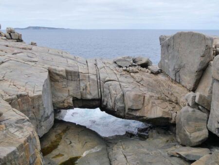 Natural Bridge im Torndirrup National Park, Western Australia Natural Bridge im Torndirrup National Park, Western Australia