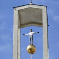 Kassel, Germany<br>
"Mann im Turm" von Stephan Balkenhol Mann im Turm (Kassel, Germany)