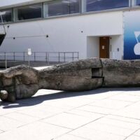 Deutsches Schifffahrtsmuseum Bremerhaven, Germany<br>
„Der Arm" von Stephan Balkenhol Der Arm (Bremerhaven, Germany)
