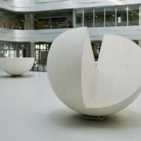 Mathematik KIT Süd Karlsruhe, Germany<br>
"Familie mit fünf Halbkugeln" von Max Bill Familie mit fünf Halbkugeln (Karlsruhe, Germany)