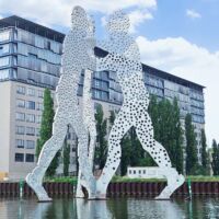 Berlin, Germany<br>
"Molecule Man" von Jonathan Borofsky Molecule Man (Berlin, Germany)