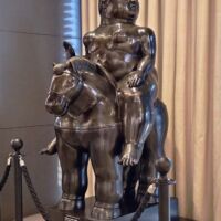 Donna a Cavallo (Singapore)