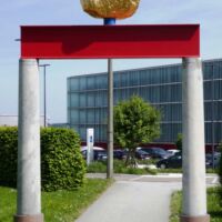 Tor mit goldenem Stein (Künzelsau, Germany)