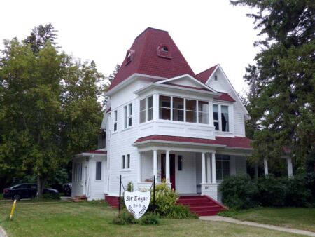 Sir Edgar House Bed and Breakfast in Dauphin, Manitoba Sir Edgar House Bed and Breakfast in Dauphin, Manitoba
