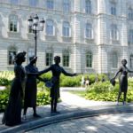 Monument en Hommage aux Femmes en Politique in Québec City