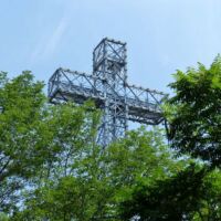Croix du Mont-Royal in Montréal, Québec Croix du Mont-Royal in Montréal, Québec