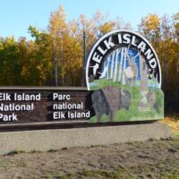 Parkeingang zum Elk Island National Park, Alberta