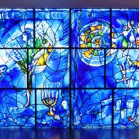 Art Institute of Chicago, Illinois<br>
"America Windows" von Marc Chagall America Windows (Art Institute of Chicago, Illinois)