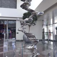 ARIA Fine Art Collection Las Vegas, Nevada<br>
"Bent of Mind" von Tony Cragg Bent of Mind (ARIA Fine Art Collection Las Vegas, Nevada)