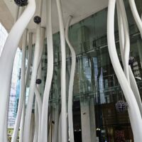 CapitaGreen, Singapore<br>
"Above Below, Beneath Above" von Olafur Eliasson Above Below, Beneath Above (Singapore)