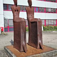Agentur für Arbeit Landau, Germany<br>
"Großes gesockeltes Paar" von Lothar Fischer Großes gesockeltes Paar (Landau, Germany)