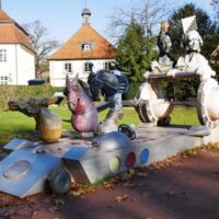Schlosspark Angelbachtal, Germany<br>
"Der Wagenlenker Chariot" von Jürgen Goertz Der Wagenlenker Chariot (Angelbachtal, Germany)