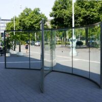 Kunsthalle Mannheim, Germany<br>
"Two Intersecting Sine Waves" von Dan Graham Two Intersecting Sine Waves (Mannheim, Germany)
