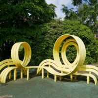 Elsass Foundation Charlottenlund, Denmark<br>
"Modified Social Benches Elsass Foundation" von Jeppe Hein Modified Social Benches Elsass Foundation (Charlottenlund, Denmark)