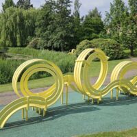 Elsass Foundation Charlottenlund, Denmark<br>
"Modified Social Benches Elsass Foundation" von Jeppe Hein Modified Social Benches Elsass Foundation (Charlottenlund, Denmark)
