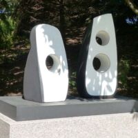 Frederik Meijer Gardens and Sculpture Park Grand Rapids, Michigan<br>
"Summer Dance" von Barbara Hepworth Summer Dance (Grand Rapids, Michigan)