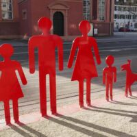 Familientreffen [rot] (Rüsselsheim, Germany)<br>Rüsselsheim ist die einzige Stadt in Deutschland, die über eine serielle Figurengruppe verfügt