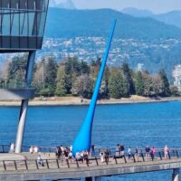 Bon Voyage Plaza Vancouver, British Columbia<br>
"The Drop" von Inges Idee The Drop (Vancouver, British Columbia)