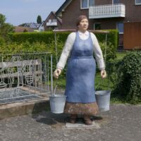 Die Wasserträgerin (Bad Westernkotten, Germany)