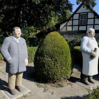 Elektromeister und Müllermeister (Salzkotten, Germany)