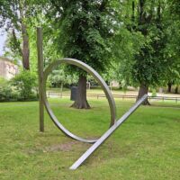 Skulpturengarten Kunsthalle Kiel, Germany<br>
"Tetraeder-Subtraktion mit Ring" von Alf Lechner Tetraeder-Subtraktion mit Ring (Kiel, Germany)