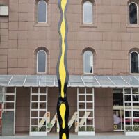 Millenia Walk, Singapore<br>
"Six Brushstrokes" von Roy Lichtenstein Six Brushstrokes (Singapore)