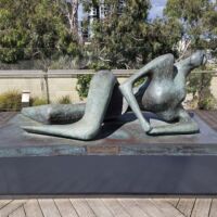 Art Gallery of Western Australia Perth, Western Australia<br>
"Reclining Woman" von Henry Moore Reclining Woman (Perth, Western Australia)