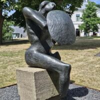 Museum Arnhem, the Netherlands<br>
"Warrior with Shield" von Henry Moore Warrior with Shield (Arnhem, the Netherlands)