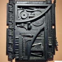 Landmark Center Saint Paul, Minnesota<br>
"Moon Garden Phoenix" von Louise Nevelson Moon Garden Phoenix (Saint Paul, Minnesota)