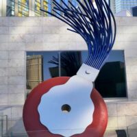 Las Vegas, Nevada<br>
"Typewriter Eraser Scale X" von Claes Oldenburg und Coosje van Bruggen Typewriter Eraser Scale X (Las Vegas, Nevada)