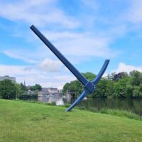 Karlsaue Kassel, Germany<br>
"Pickaxe" von Claes Oldenburg Pickaxe (Kassel, Germany)