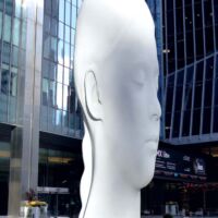 Downtown Toronto, Ontario<br>
"Dreaming" von Jaume Plensa Dreaming (Toronto, Ontario)