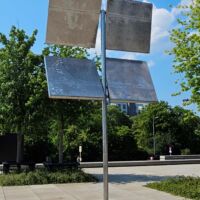 Neue Nationalgalerie Berlin, Germany<br>
"Four Squares in a Square" von George Rickey Four Squares in a Square (Berlin, Germany)