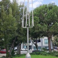 San Francisco, California<br>
"Two Open Rectangles Eccentric Variation VII" von George Rickey Two Open Rectangles Eccentric Variation VII (San Francisco, California)
