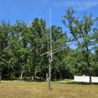 Kröller-Müller Museum Otterlo, the Netherlands<br>
"Two Vertical, Three Horizontal Lines" von George Rickey Two Vertical, Three Horizontal Lines (Otterlo, the Netherlands)