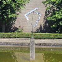 Kröller-Müller Museum Otterlo, the Netherlands<br>
"L's - One Up One Down Excentric II" von George Rickey L's - One Up One Down Excentric II (Otterlo, the Netherlands)