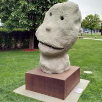 John and Mary Pappajohn Sculpture Park Des Moines, Iowa<br>
"moonrise. east. august" von Ugo Rondinone moonrise. east. august (Des Moines, Iowa)