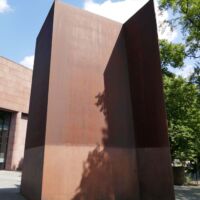 Kunsthalle Bielefeld<br>
"Axis" von Richard Serra Axis (Bielefeld, Germany)