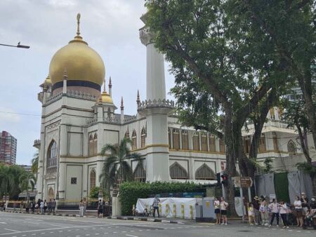Masjid Sultan Moschee in Kampong Glam, Singapore Masjid Sultan Moschee in Kampong Glam, Singapore