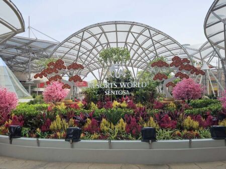 Resorts World Sentosa, Singapore<br>
Riesiges Freizeit-Resort mit Themenparks, Aquarium, Hotels und Casino Resorts World Sentosa, Singapore