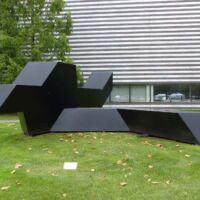 Cleveland Museum of Art Cleveland, Ohio<br>
"Source" von Tony Smith Source (Cleveland, Ohio)