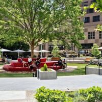 Einer von vielen Parks in Uptown Charlotte, North Carolina