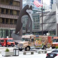 Food Trucks auf der Daley Plaza in Chicago, Illinois