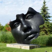 "Light of the Moon" von Igor Mitoraj