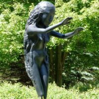 "Sleepwalker" von Kiki Smith