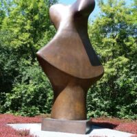 "Bronze Form" von Henry Moore